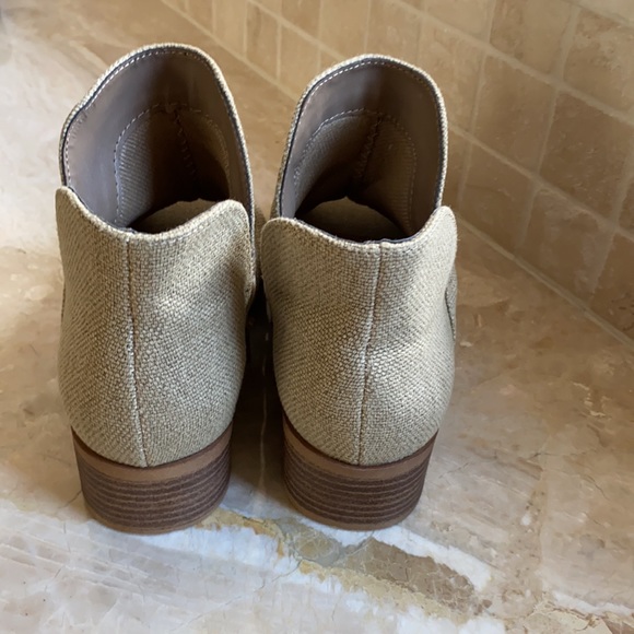 Barely worn Soda ankle shoes - Picture 3 of 6